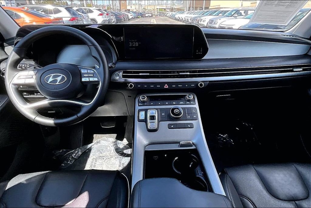 Certified 2024 Hyundai Palisade SEL FWD image 12