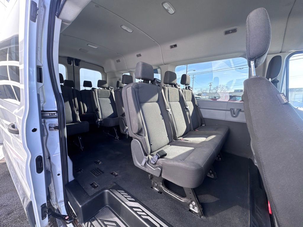 Used 2019 Ford Transit 350 XLT image 23