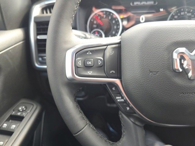 New 2026 RAM 1500 4x4 Crew Cab image 13