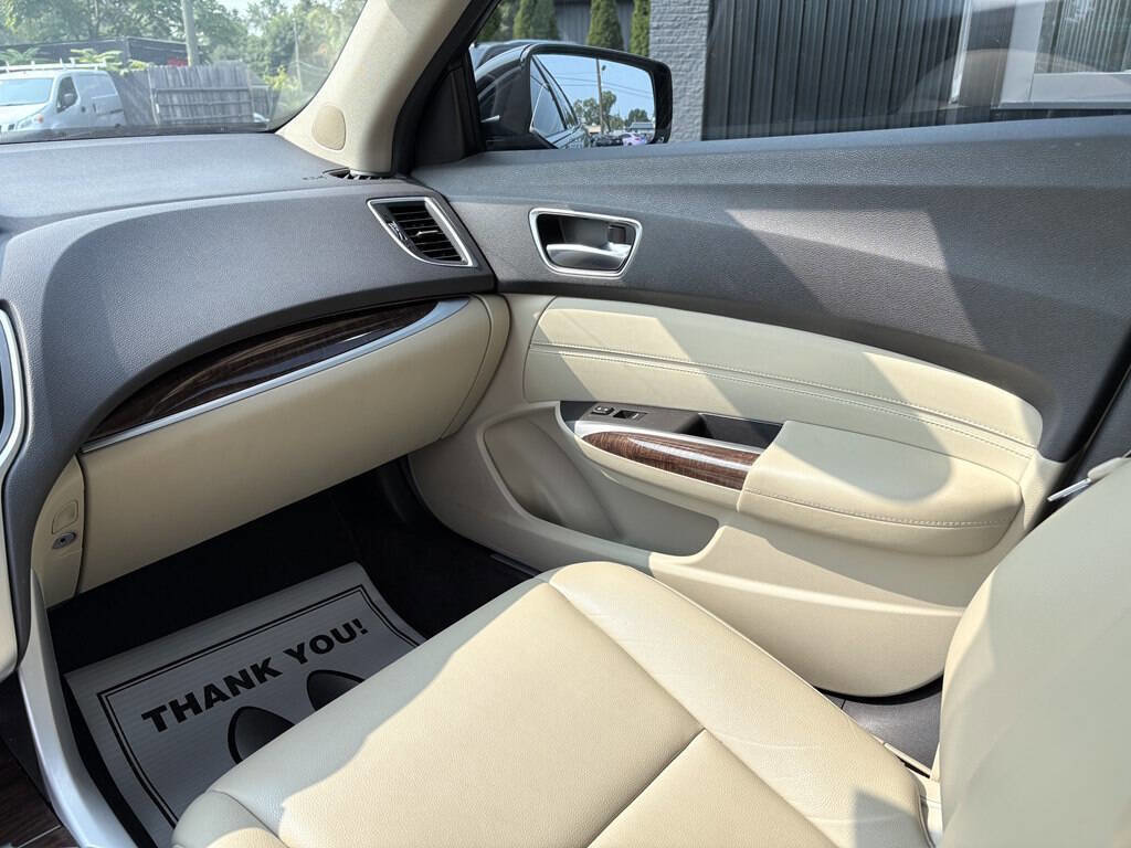 Used 2018 Acura TLX image 15