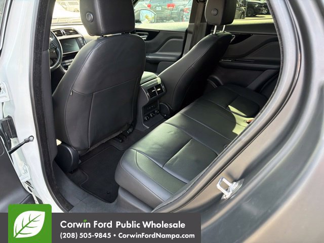 Used 2018 Jaguar F-PACE Premium AWD/4WD image 28
