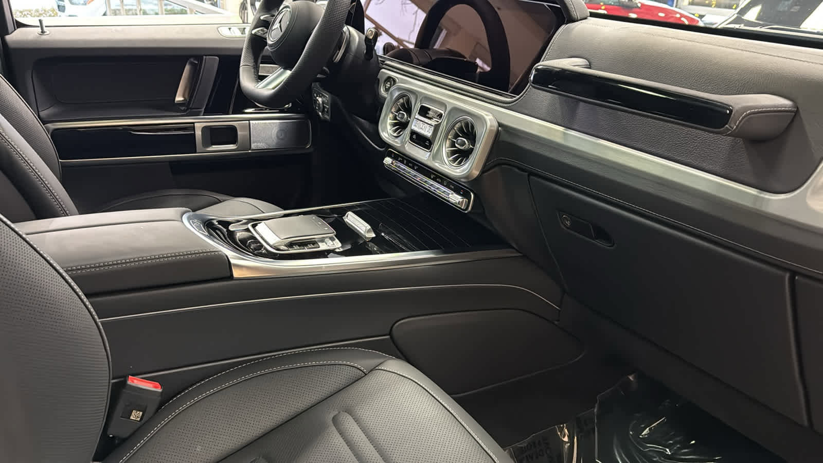 New 2026 Mercedes-Benz G 550 image 36