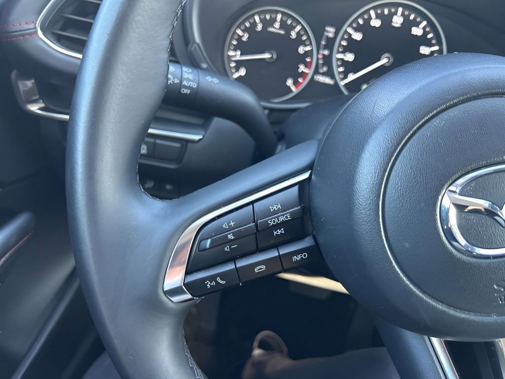 Used 2025 MAZDA MAZDA3 s image 24