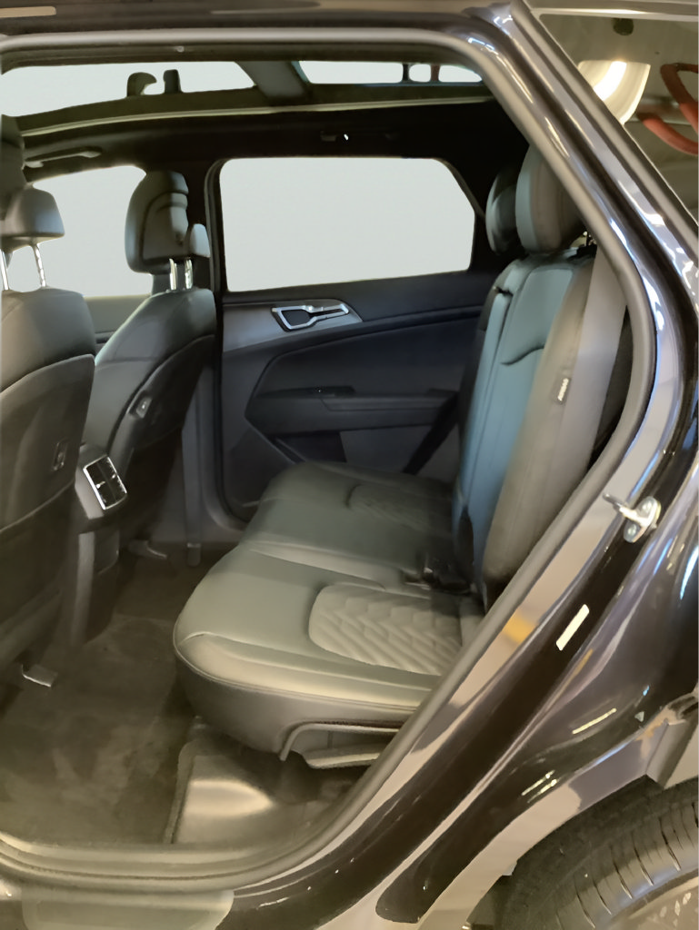 Certified 2026 Kia Sportage X-Line w/ X-Line Technology Package AWD/4WD image 17