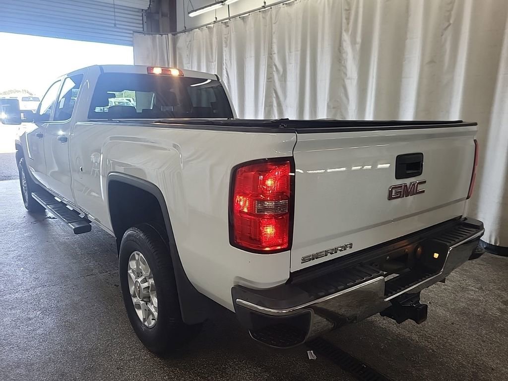 Used 2019 GMC Sierra 3500 4x4 Crew Cab w/ Sierra Convenience Package image 2