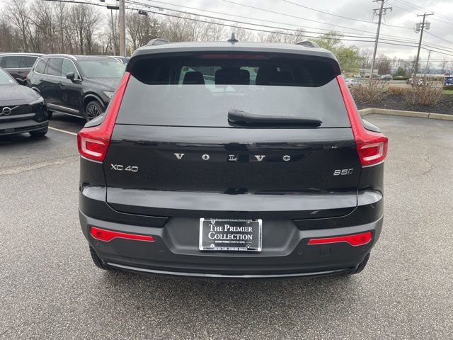 Certified 2024 Volvo XC40 B5 Plus w/ Protection Package Premier image 3