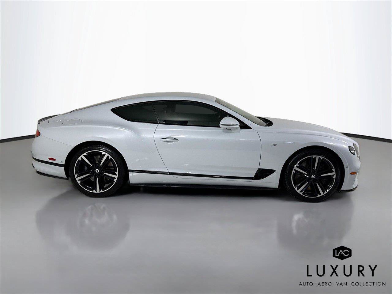 Used 2022 Bentley Continental GT AWD/4WD image 5