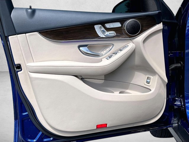 Certified 2021 Mercedes-Benz GLC 300 image 18