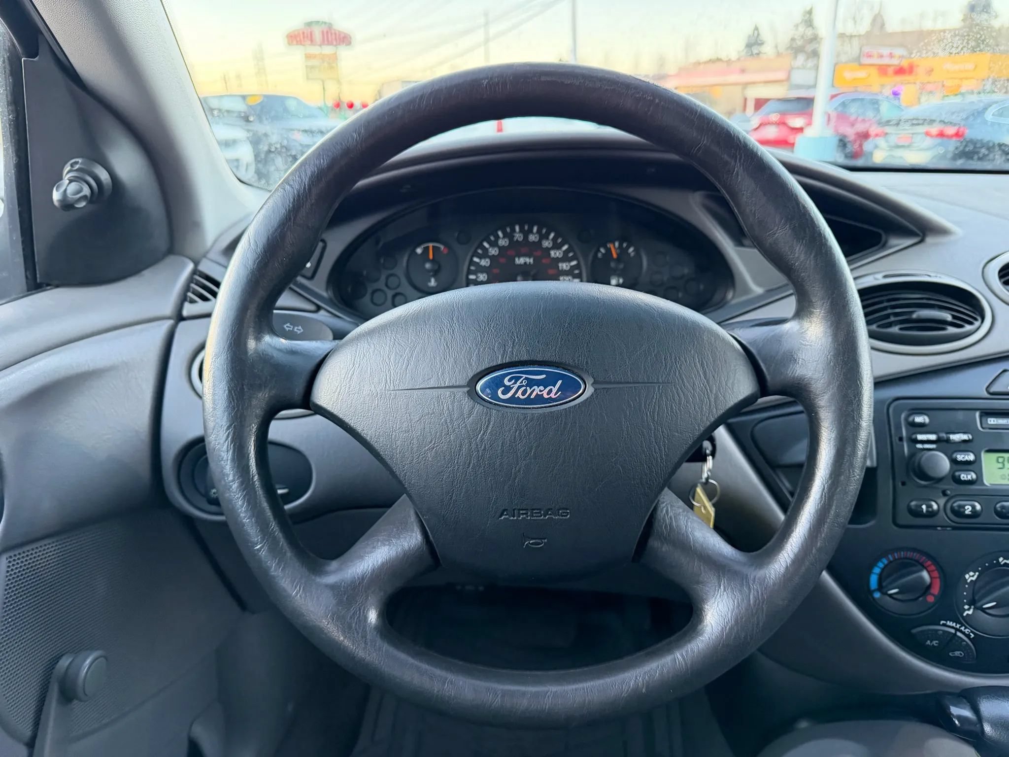 Used 2004 Ford Focus LX FWD image 20