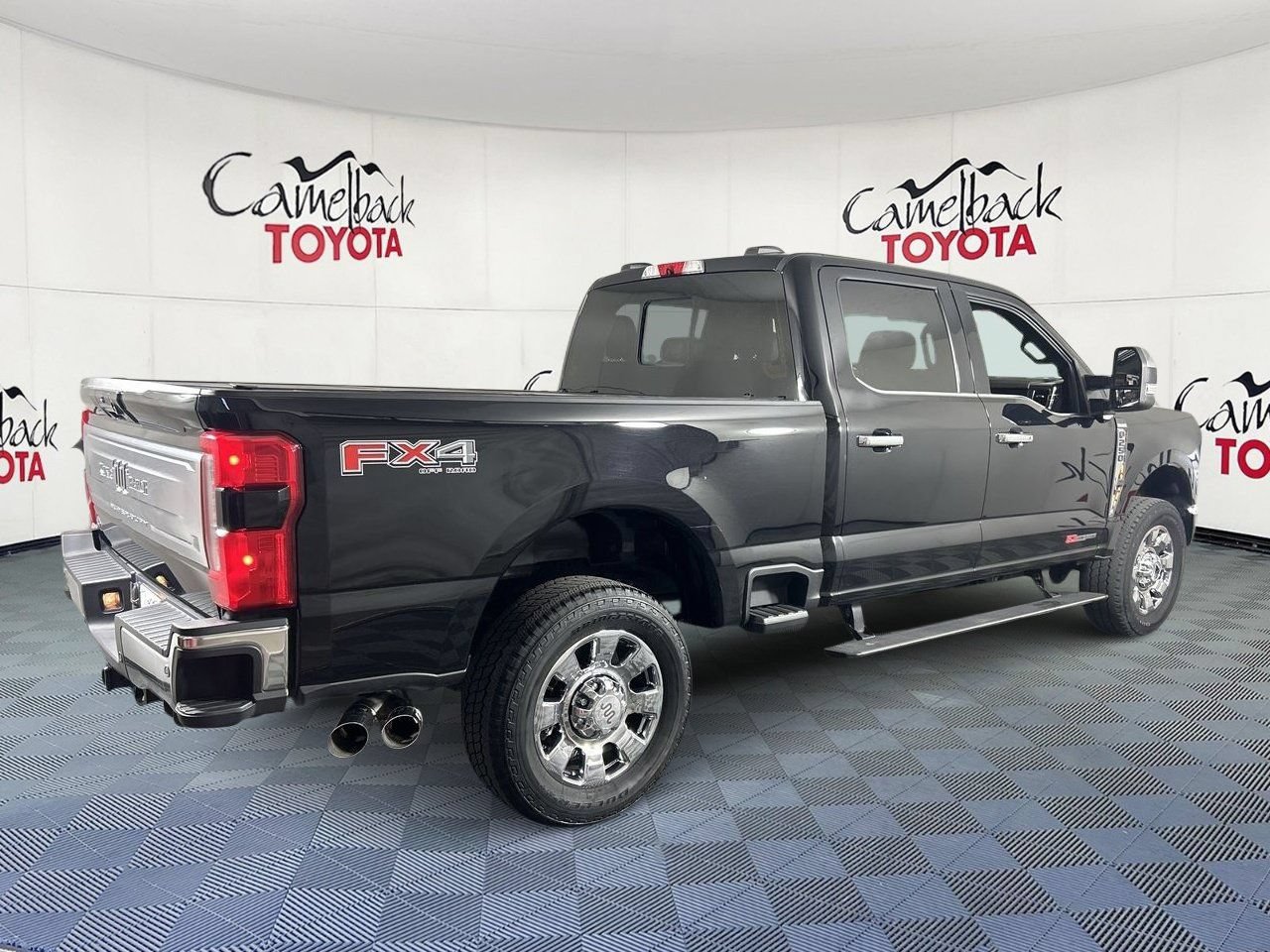 Used 2024 Ford F250 King Ranch w/ Chrome Package AWD/4WD image 8