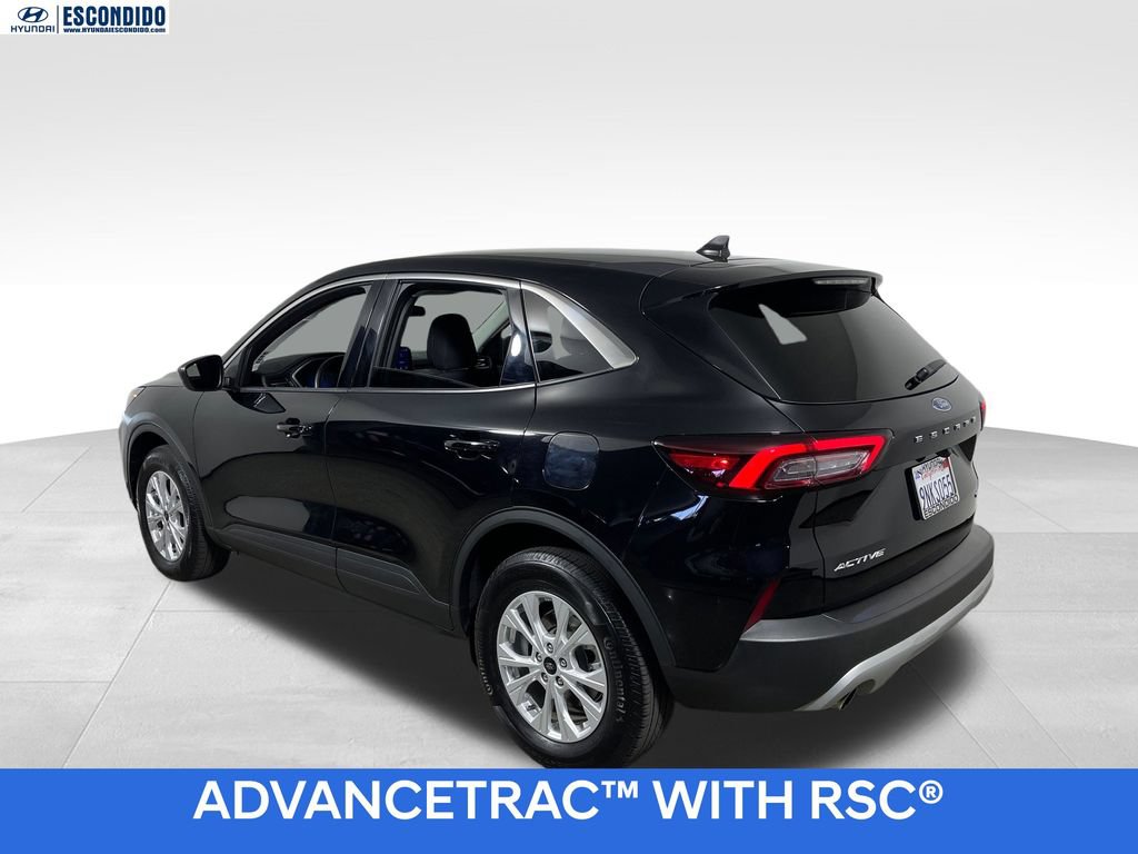 Used 2024 Ford Escape Active AWD/4WD image 3
