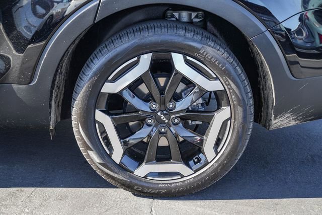 Certified 2024 Kia Telluride EX w/ EX Captain's Chair Package image 12