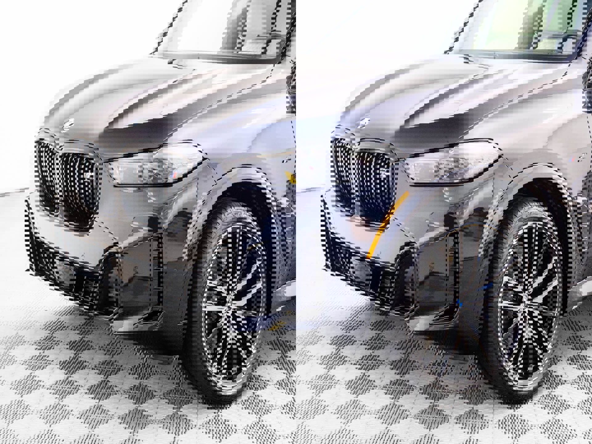 New 2026 BMW X5 M60i image 36