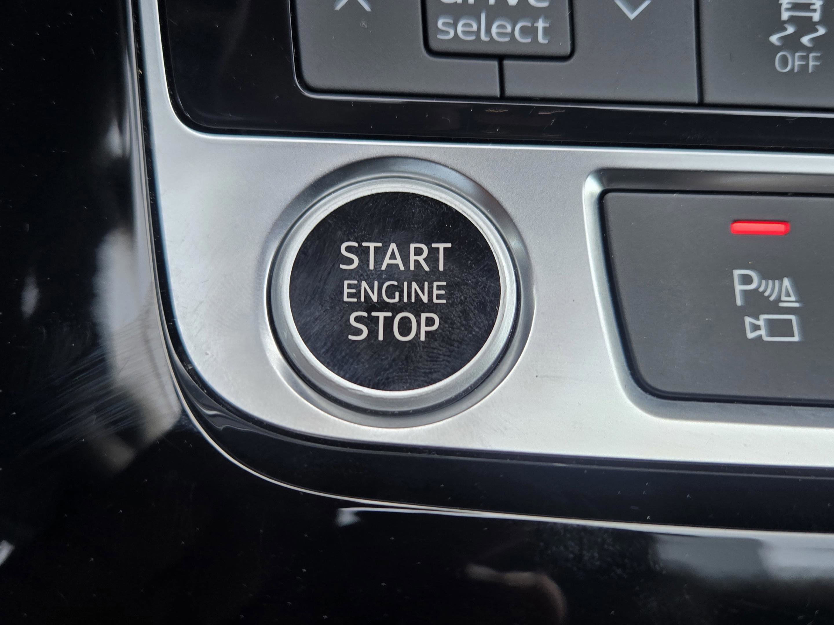 Used 2025 Audi Q7 3.0T Premium w/ Convenience Package image 23