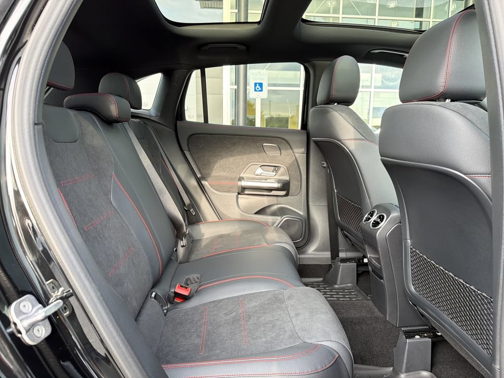 New 2026 Mercedes-Benz GLA 250 4MATIC image 16