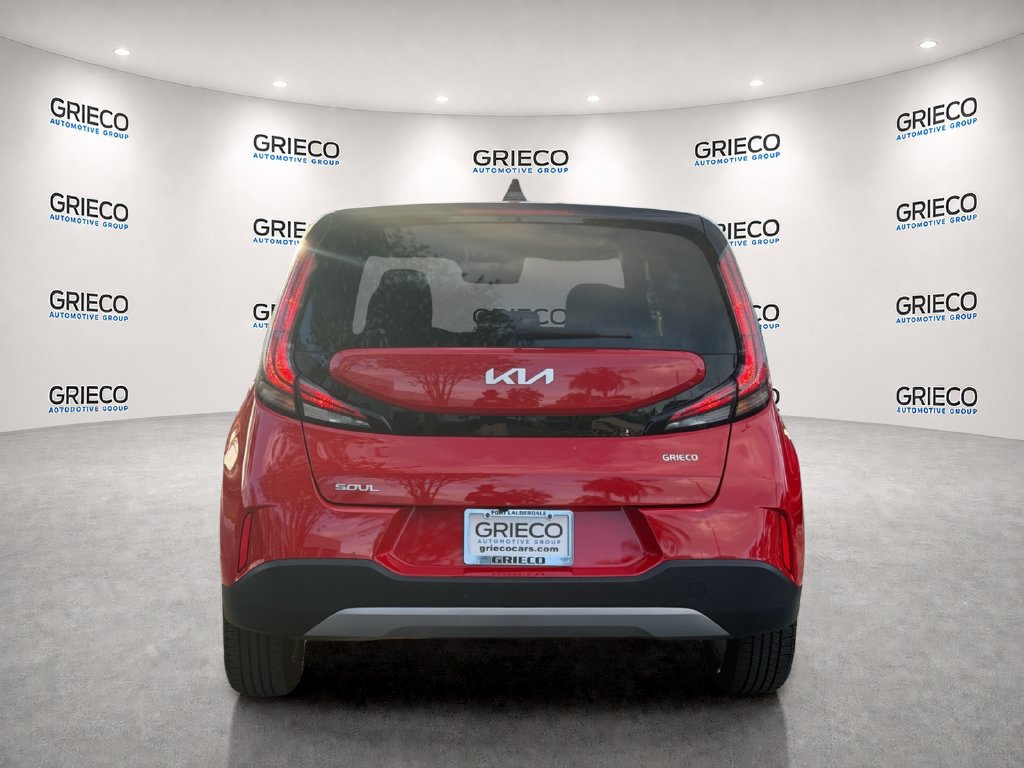 Used 2024 Kia Soul LX w/ Option Group 015 FWD image 6