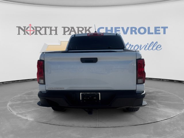 Certified 2024 Chevrolet Colorado W/T RWD image 4