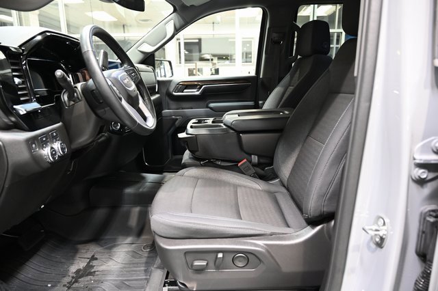 Used 2024 GMC Sierra 1500 Elevation image 10