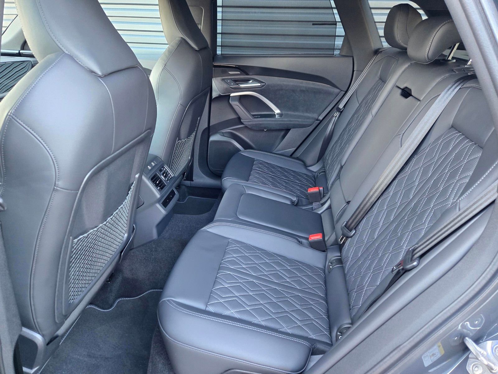 New 2025 Audi SQ5 Premium Plus AWD/4WD image 10