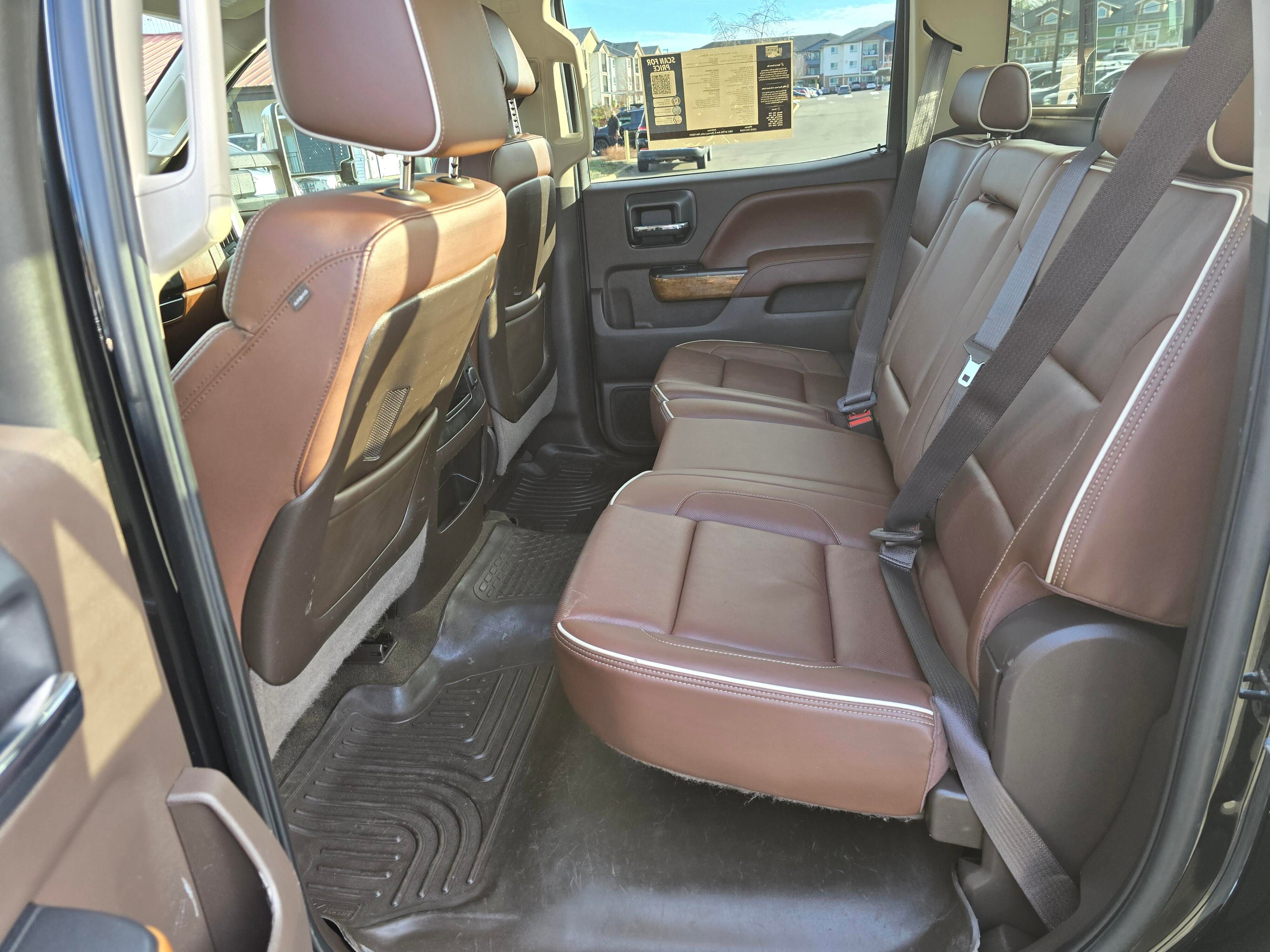 Used 2015 Chevrolet Silverado 3500 High Country image 29