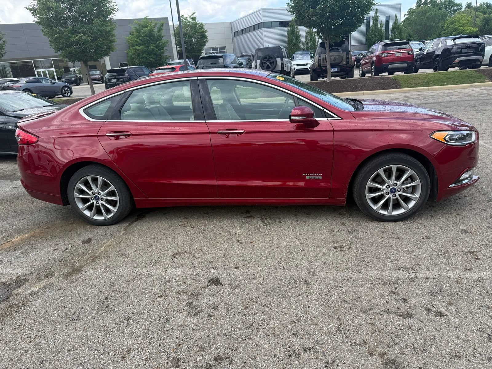 Used 2017 Ford Fusion Energi Titanium FWD image 4