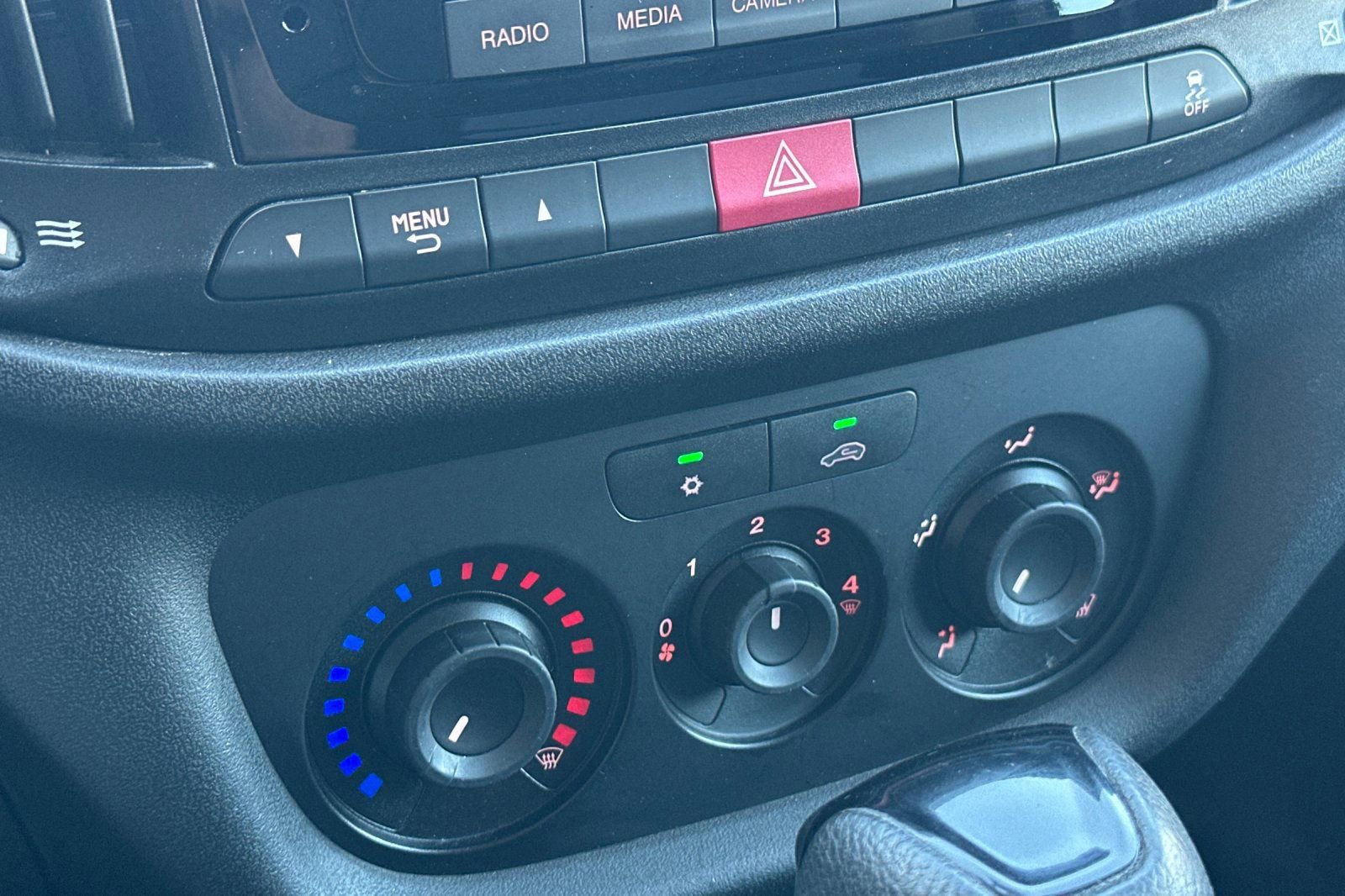 Used 2021 RAM ProMaster City Tradesman image 23