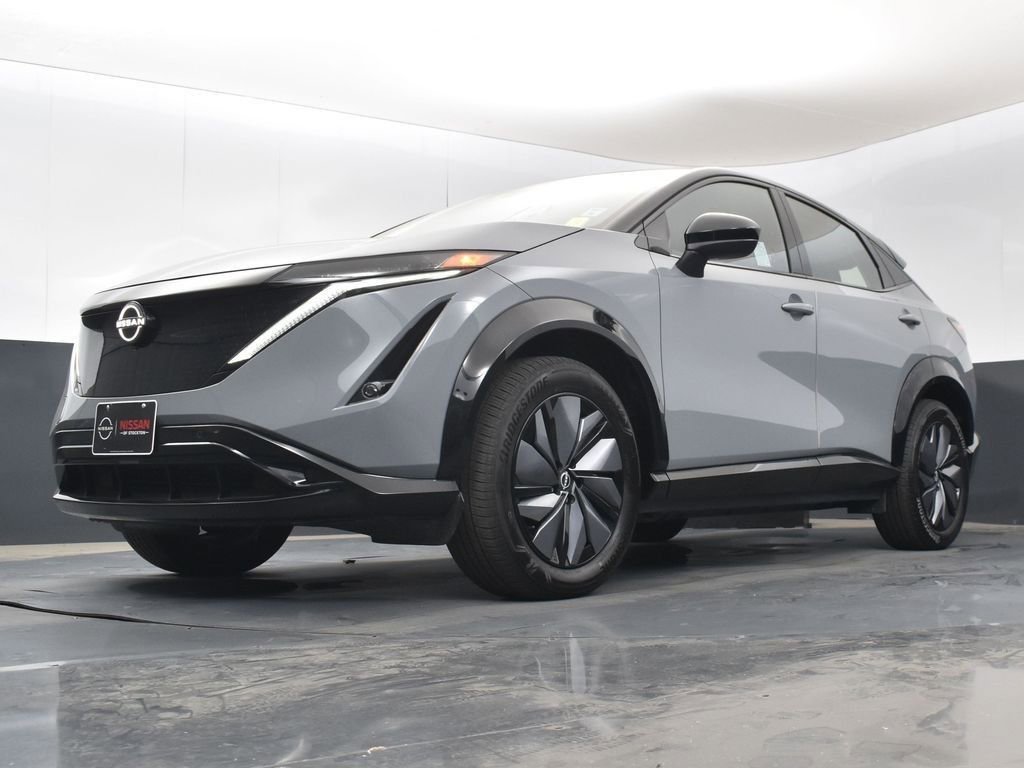 Used 2023 Nissan Ariya AWD image 38