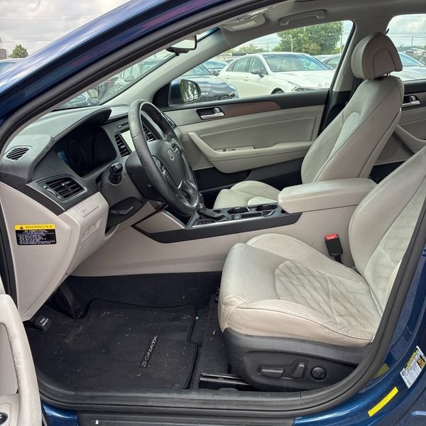 Used 2017 Hyundai Sonata Sport w/ Value Edition Package 02 FWD image 10