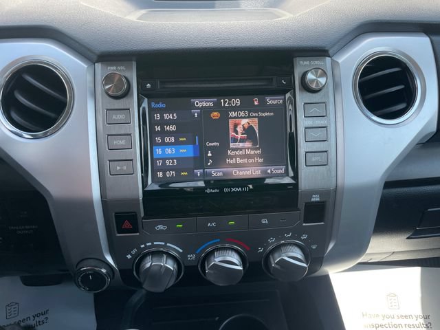 Used 2019 Toyota Tundra SR5 w/ SR5 Upgrade Package AWD/4WD image 13