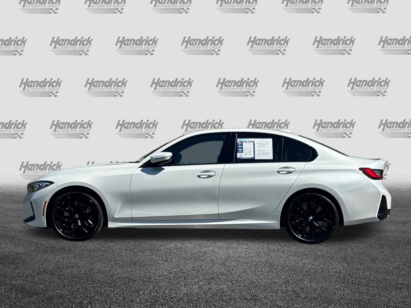 Used 2026 BMW 330i Sedan w/ M Sport Package RWD image 8