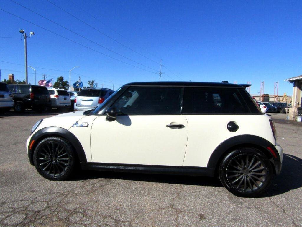 Used 2010 MINI Cooper S FWD image 7