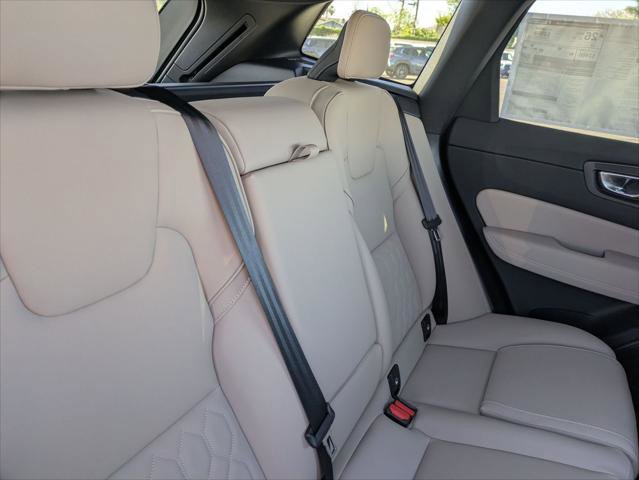 New 2026 Volvo XC60 B5 Plus w/ Climate Package PRO image 16