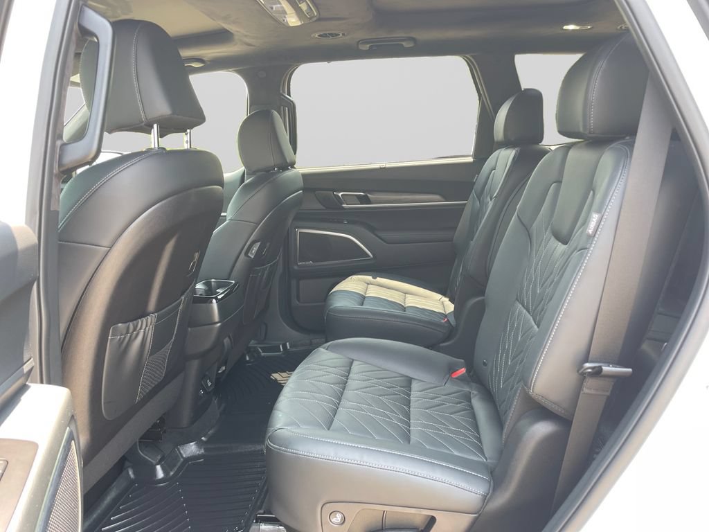 Certified 2025 Kia Telluride SX Prestige X-Line AWD/4WD image 19