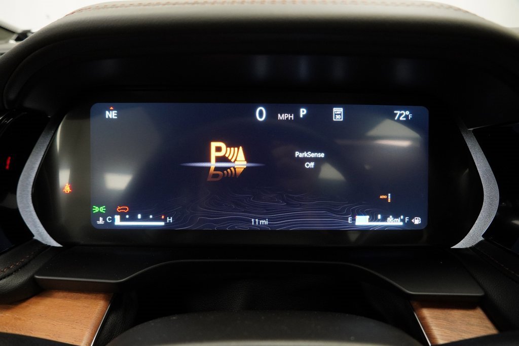 New 2025 Jeep Grand Cherokee Summit image 21