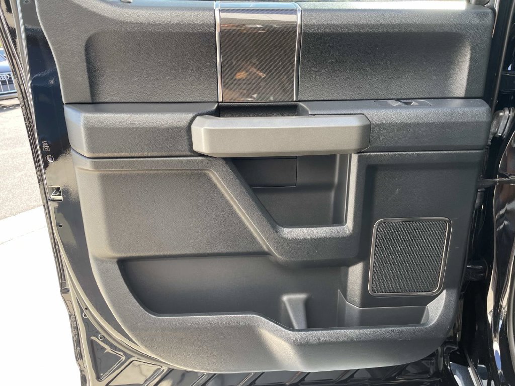 Used 2019 Ford F150 Raptor w/ Equipment Group 802A Luxury AWD/4WD image 11