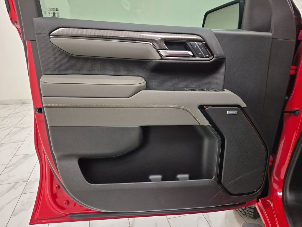 Used 2026 Chevrolet Silverado 1500 ZR2 image 23