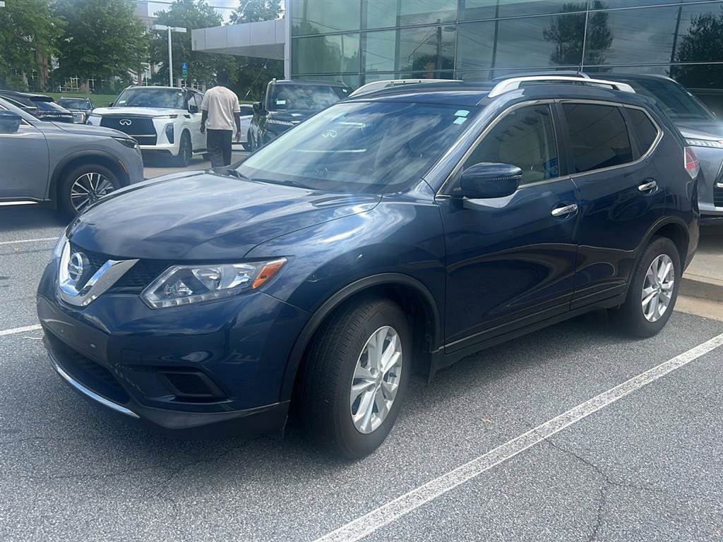 Used 2016 Nissan Rogue SV FWD image 1