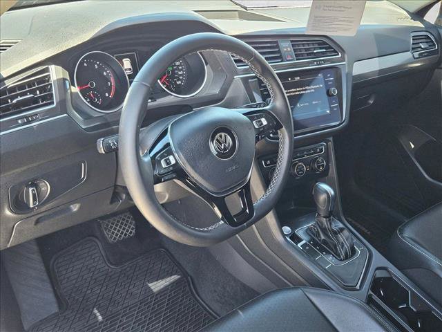 Used 2021 Volkswagen Tiguan SE FWD image 10