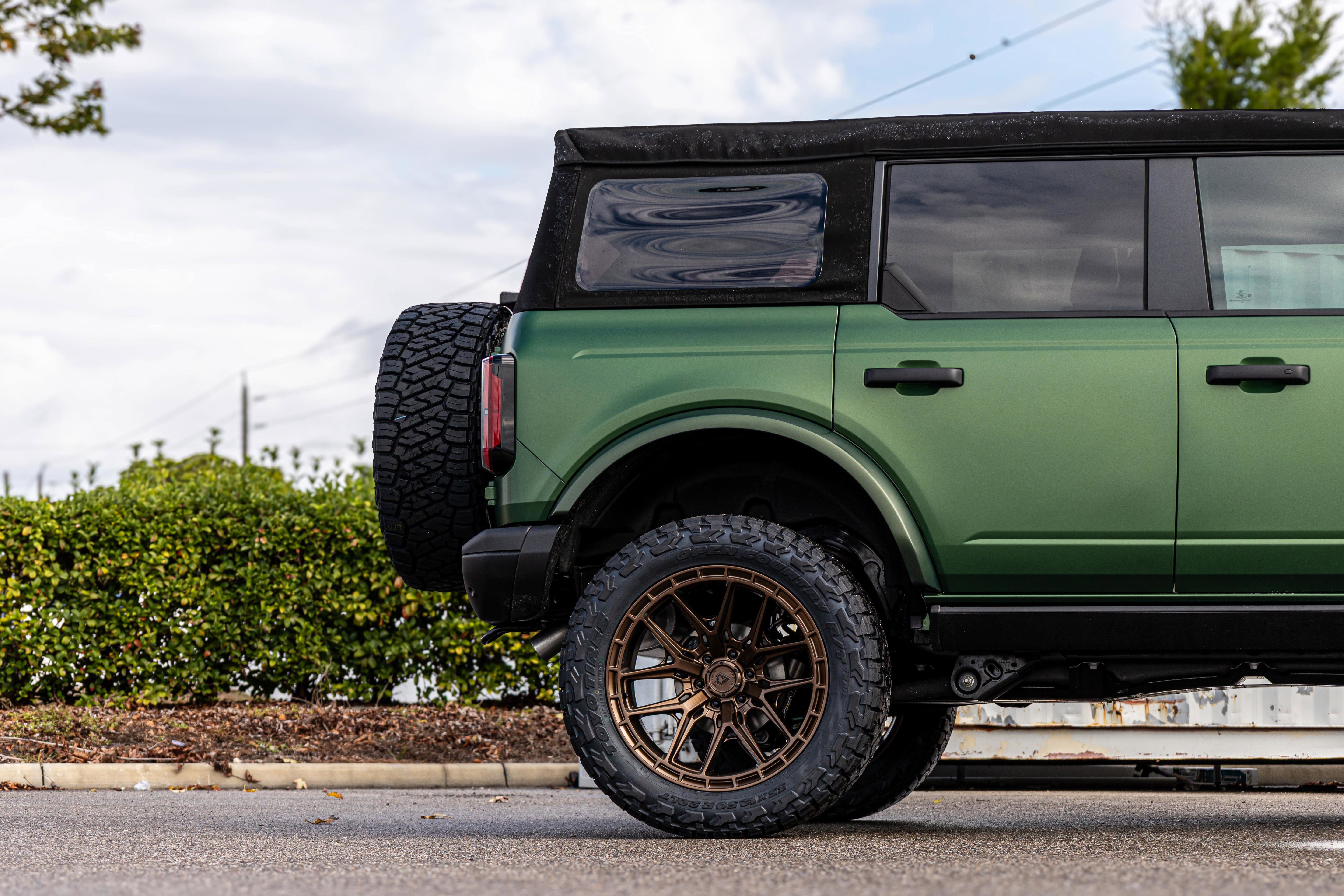 New 2025 Ford Bronco Badlands image 25