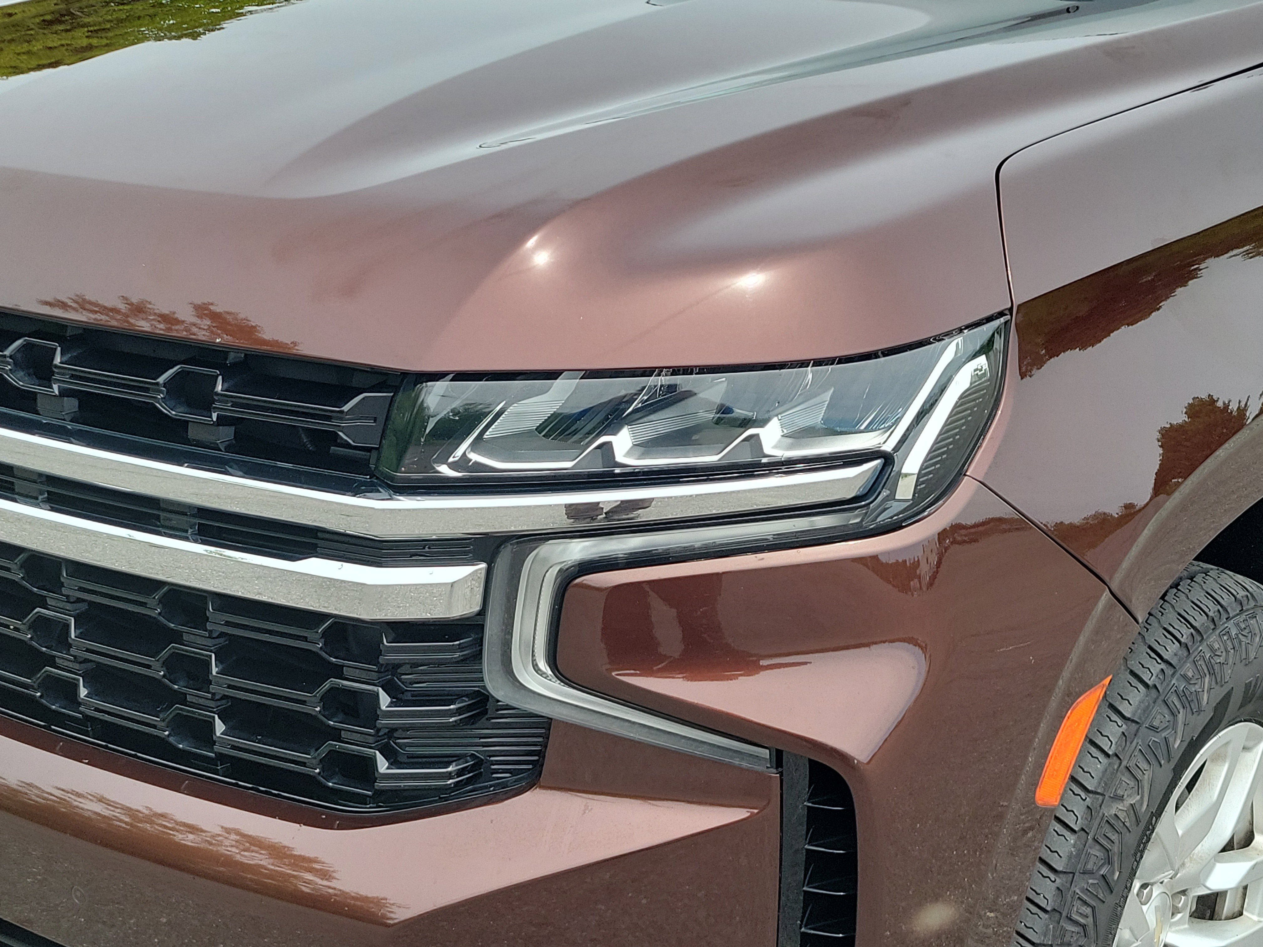 Used 2022 Chevrolet Suburban LS AWD/4WD image 9