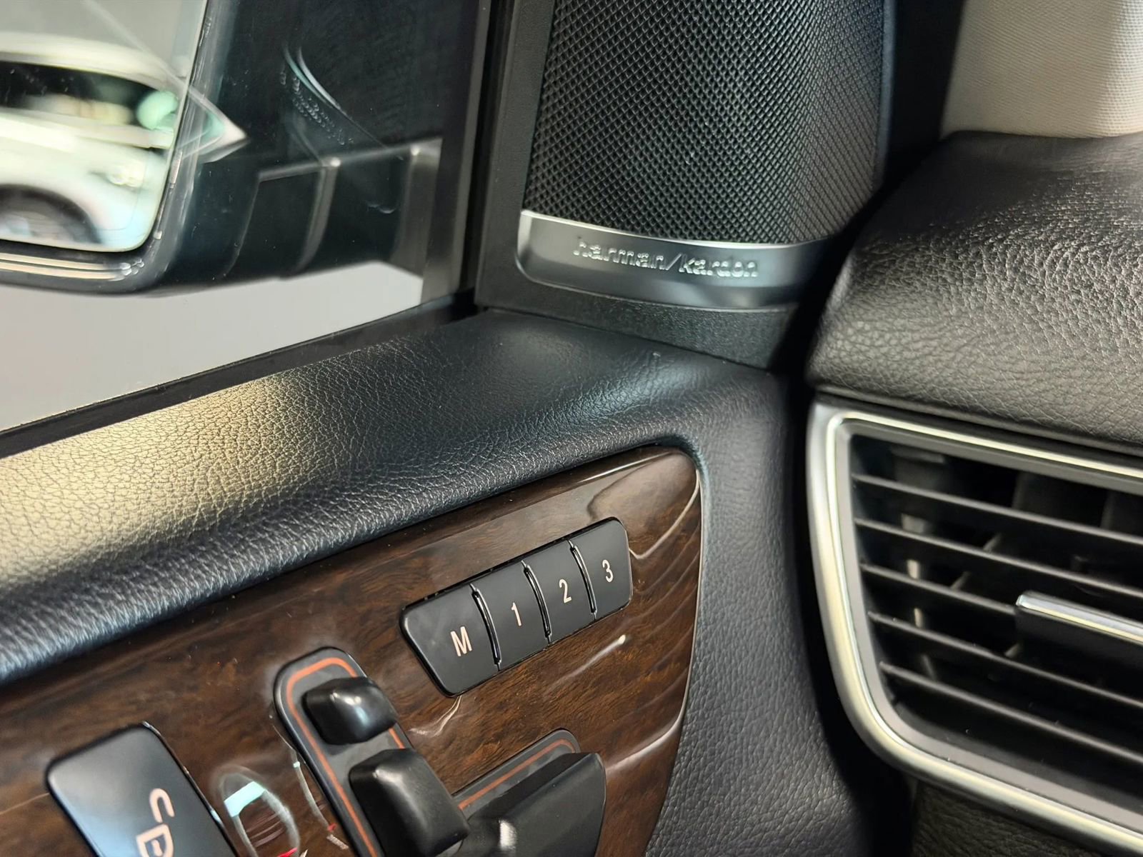 Used 2014 Mercedes-Benz ML 350 4MATIC image 13