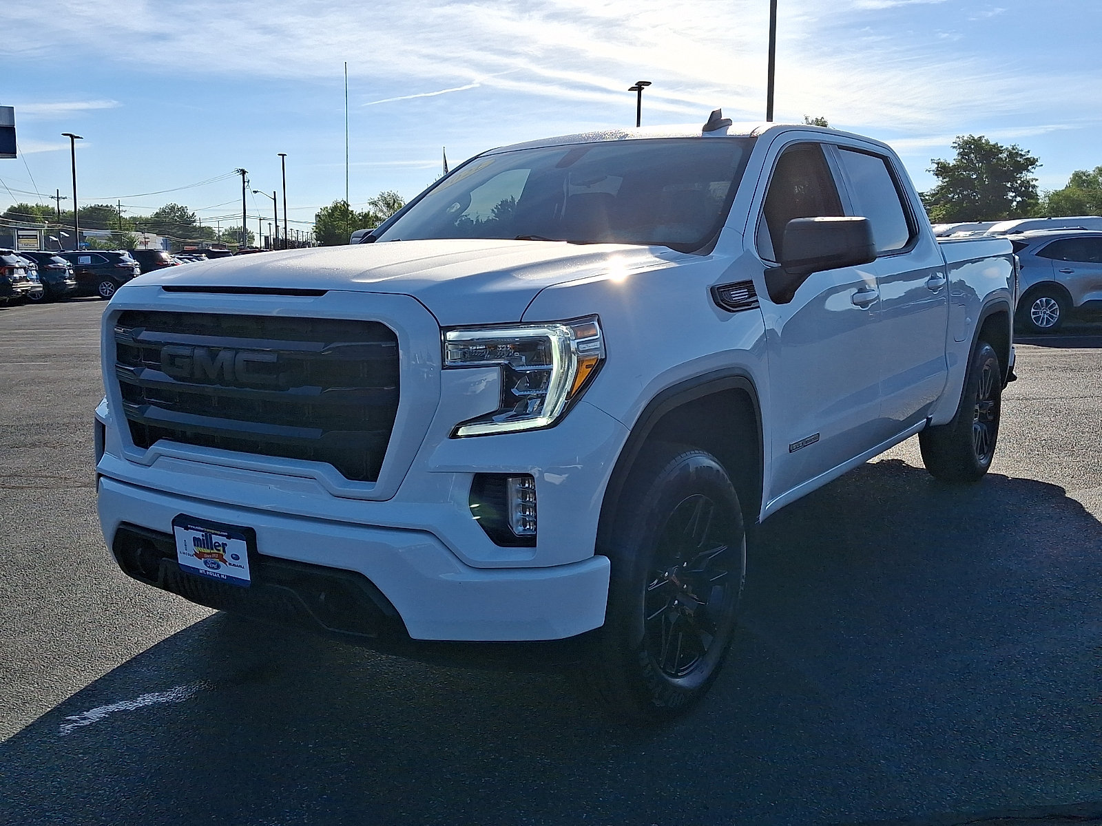 Used 2021 GMC Sierra 1500 Elevation w/ X31 Off-Road Package AWD/4WD image 3