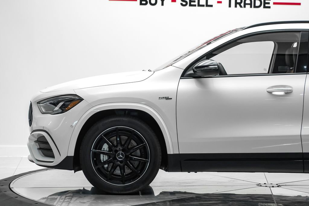Used 2025 Mercedes-Benz GLA 35 AMG 4MATIC w/ Exclusive Trim Package image 13