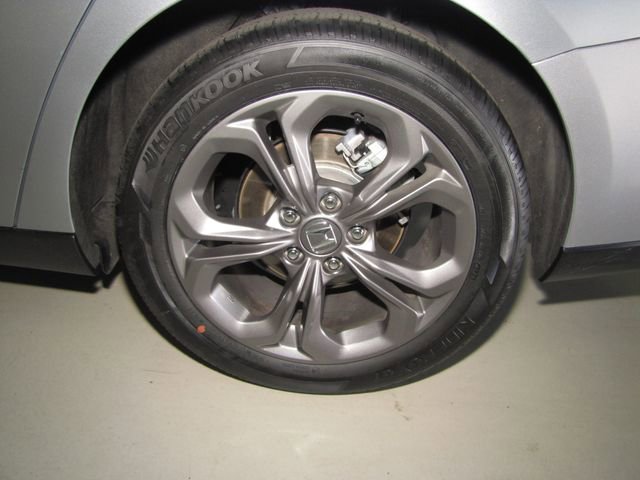 Certified 2024 Honda Accord EX image 26