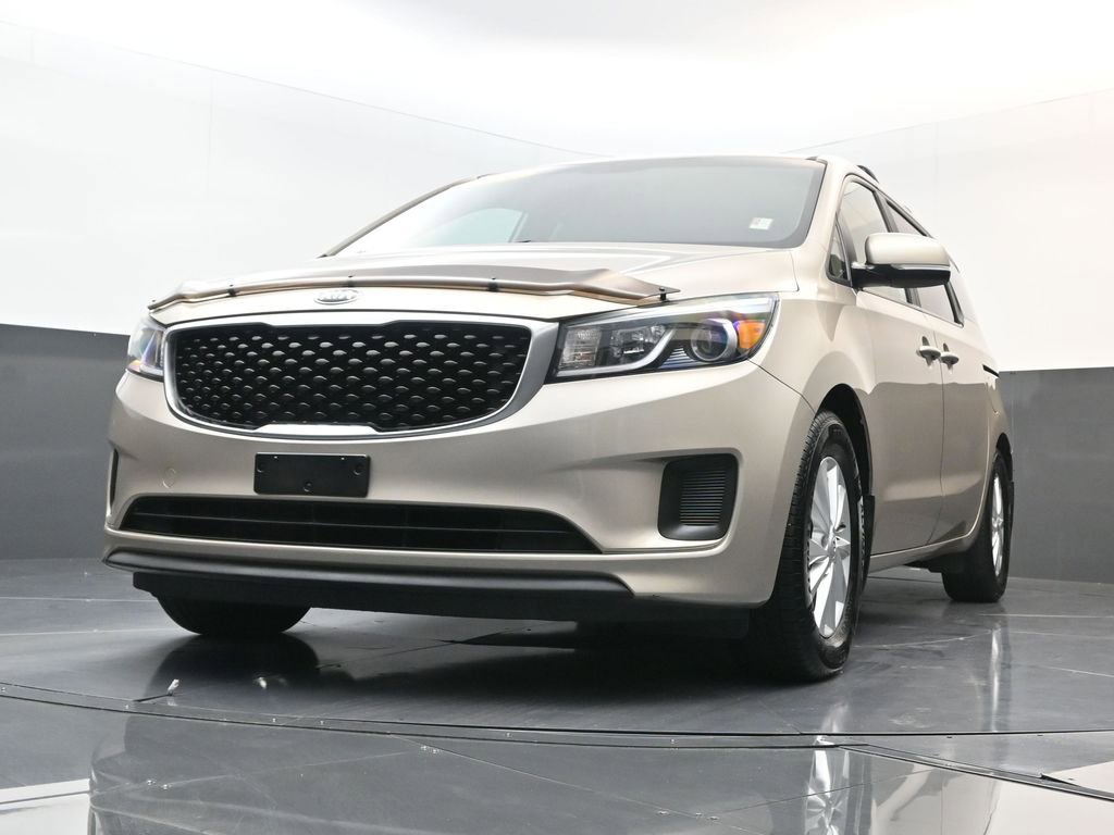 Used 2016 Kia Sedona LX w/ LX Convenience Package FWD image 32