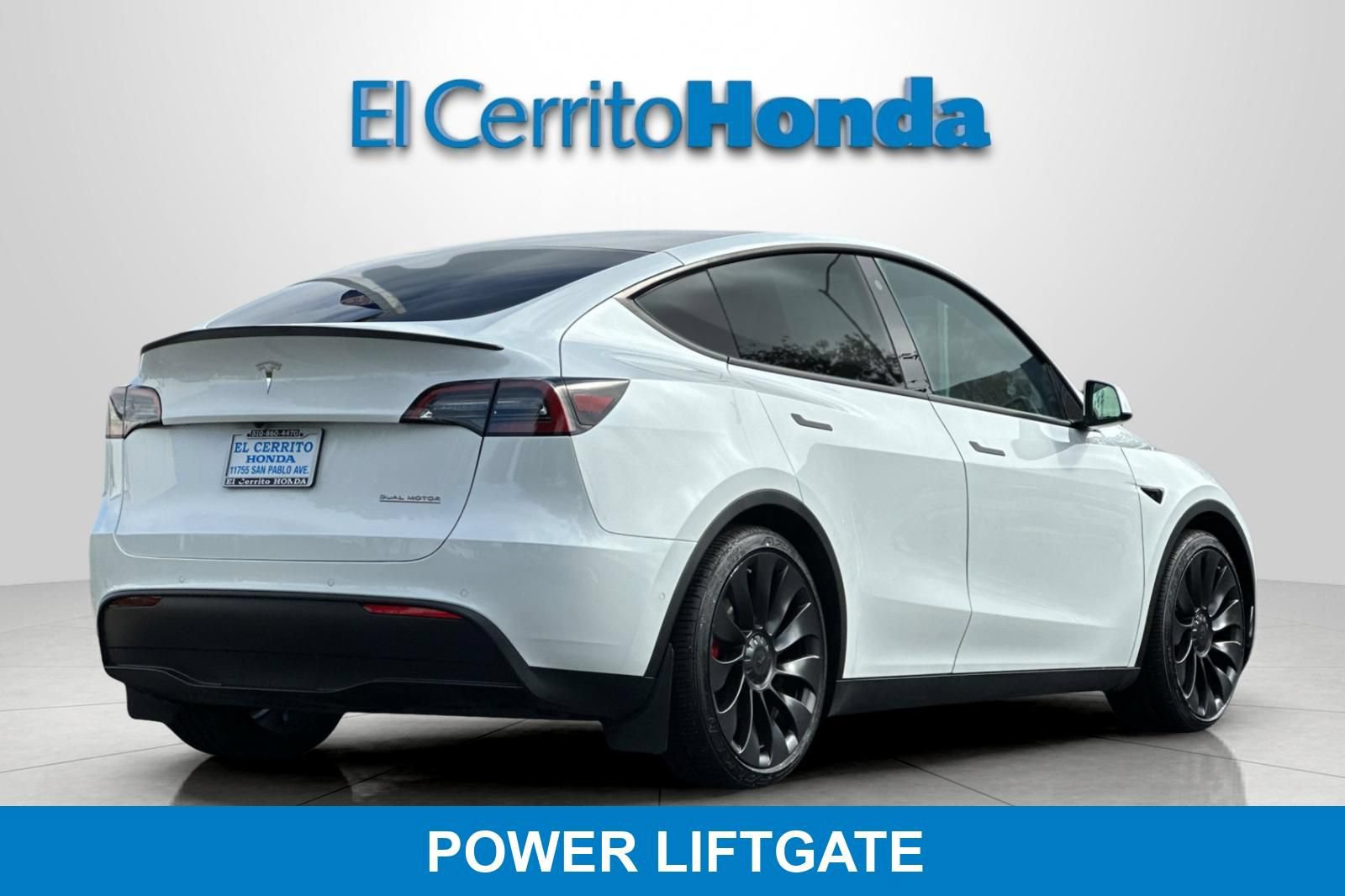 Used 2022 Tesla Model Y Performance AWD/4WD image 3