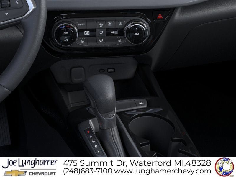 New 2026 Chevrolet Trax LT w/ LT Convenience Package FWD image 24