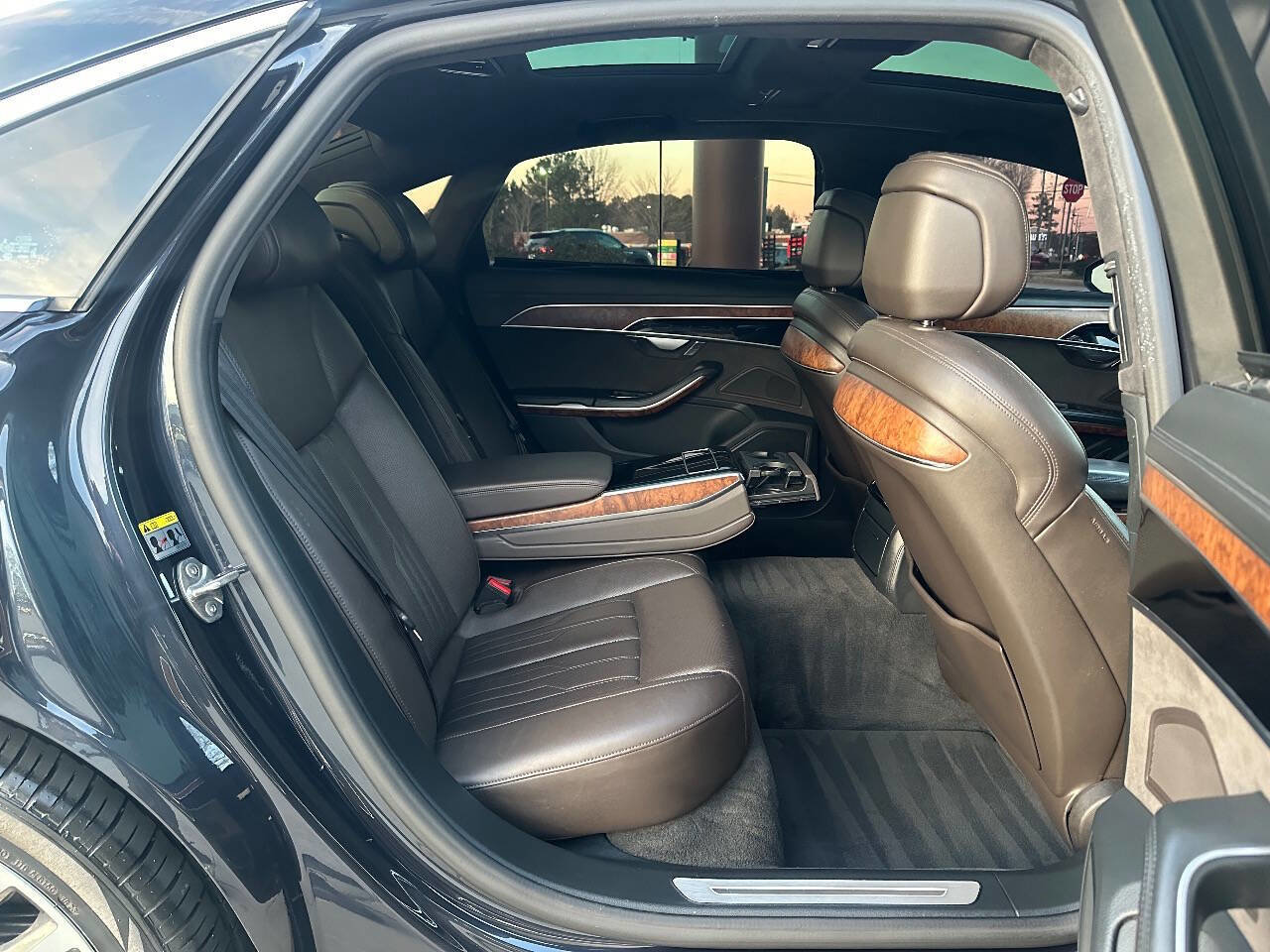 Used 2019 Audi A8 L 3.0T w/ Executive Package image 8