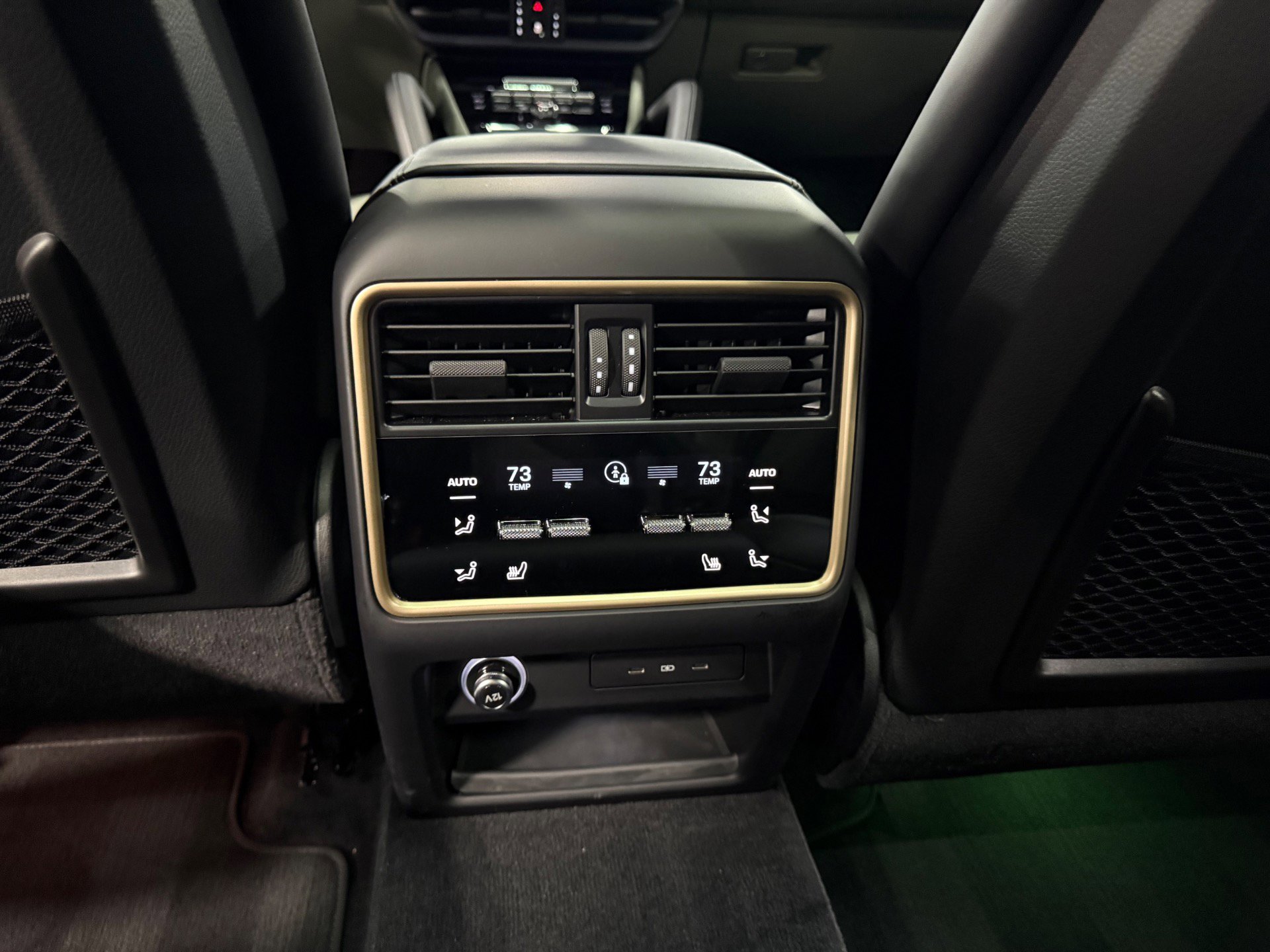 Used 2024 Porsche Cayenne S image 53