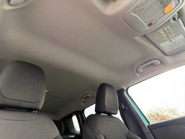 Used 2022 Jeep Renegade Latitude image 26